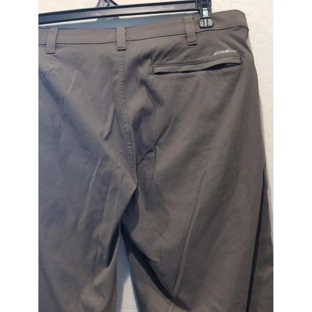 Eddie Bauer Men's 36 X 32 Performance Pants Olive Green Stretch Straight Leg